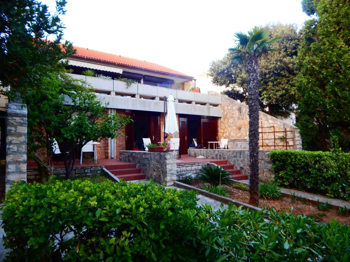 Apartmani Jutro Novalja Exterior foto